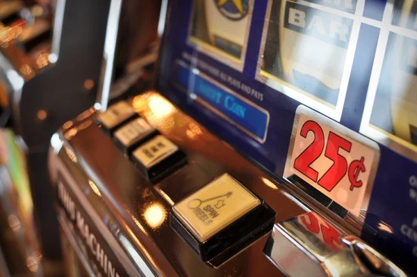 Andar Bahar card game table layout on menang123 rtp